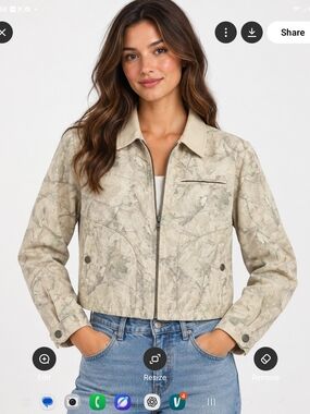 Womens Neutral Camouflage Zip-Front Jacket